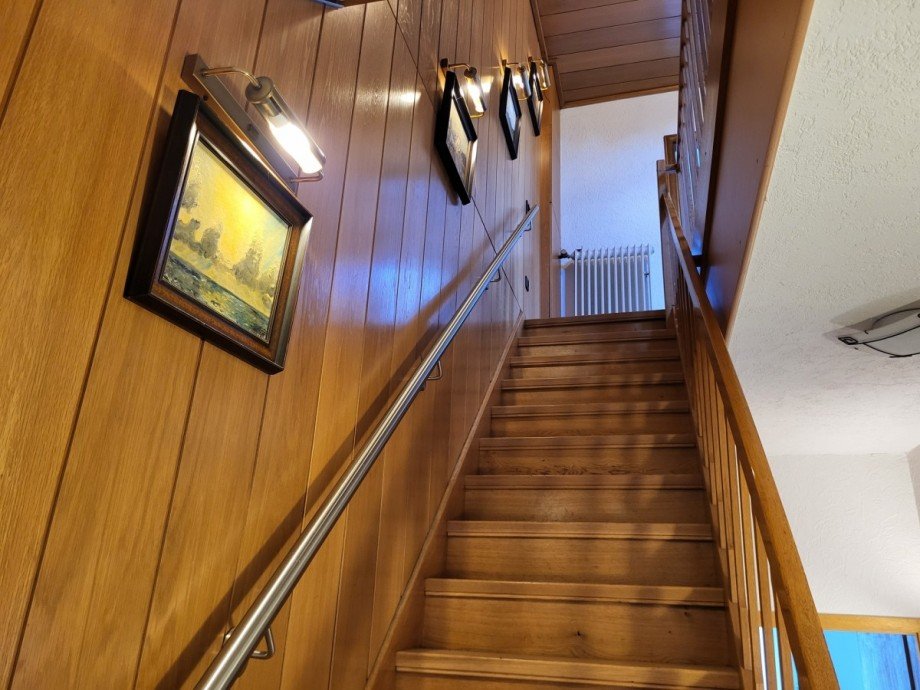 Haupthaus Treppe zum DG Zweifamilienhaus Meerbusch/B�singhoven