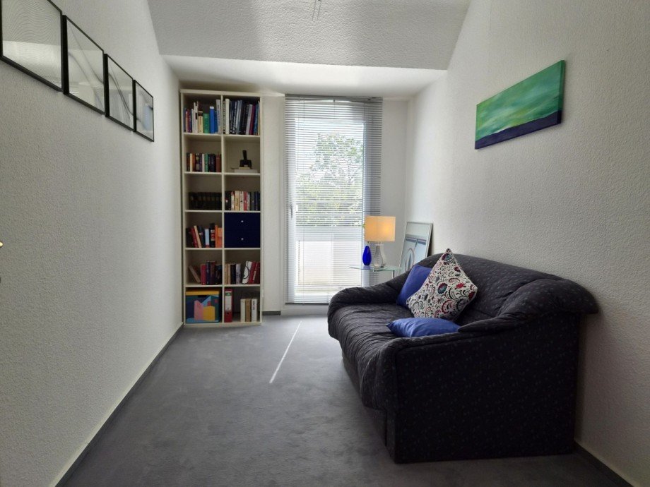 Kind-B�ro Dachgeschosswohnung Meerbusch/B�derich