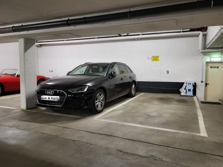 Tiefgarage Dachgeschosswohnung Meerbusch/B�derich