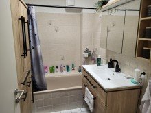 Bad VERMIETETE ERDGESCHOSS-WOHNUNG MIT TERRASSE UND TG-PLATZ IN GREVENBROICH-CITY ZU VERKAUFEN...
