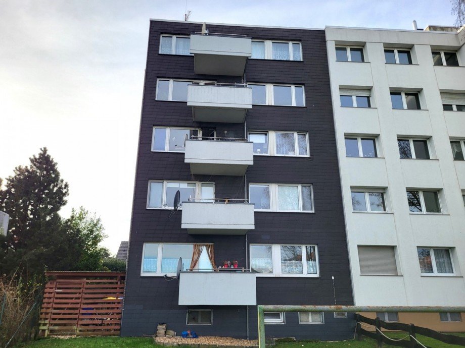 R�ckansicht Mehrfamilienhaus D�ren