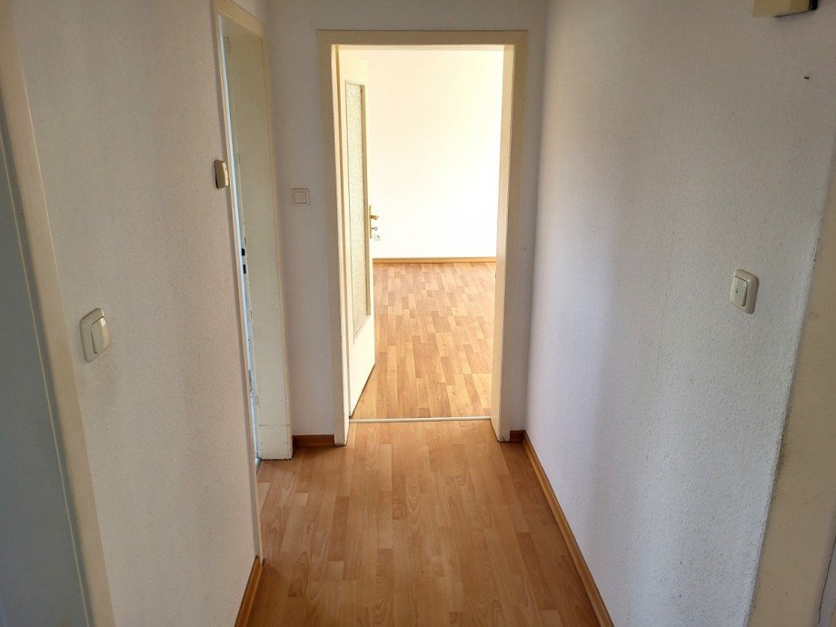 OG Flur Zweifamilienhaus Rommerskirchen/Anstel