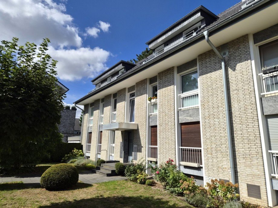 Hausansicht 2 Dachgeschosswohnung Meerbusch/B�derich