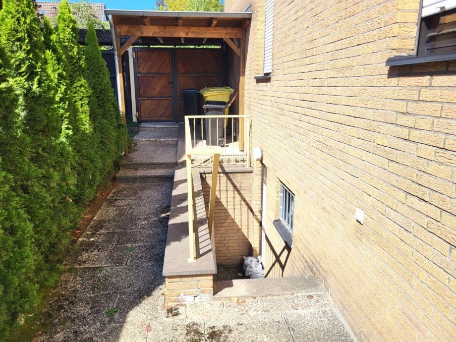 Kellerau�entreppe Mehrfamilienhaus Meerbusch/B�derich
