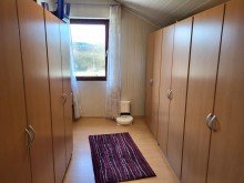 Kind 1 FREISTEHENDES HAUS MIT EINLIEGERBEREICH UND SCH�NEM GARTEN IN MEERBUSCH-OSTERATH ZU VERKAUFEN...