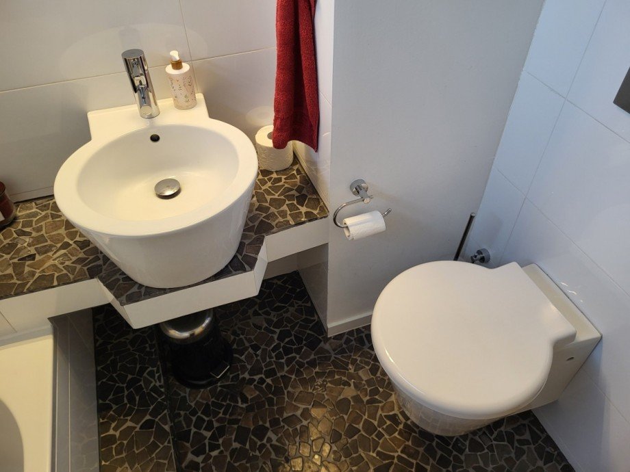 Bad Souterrain Ansicht 2 Bungalow Meerbusch/Str�mp