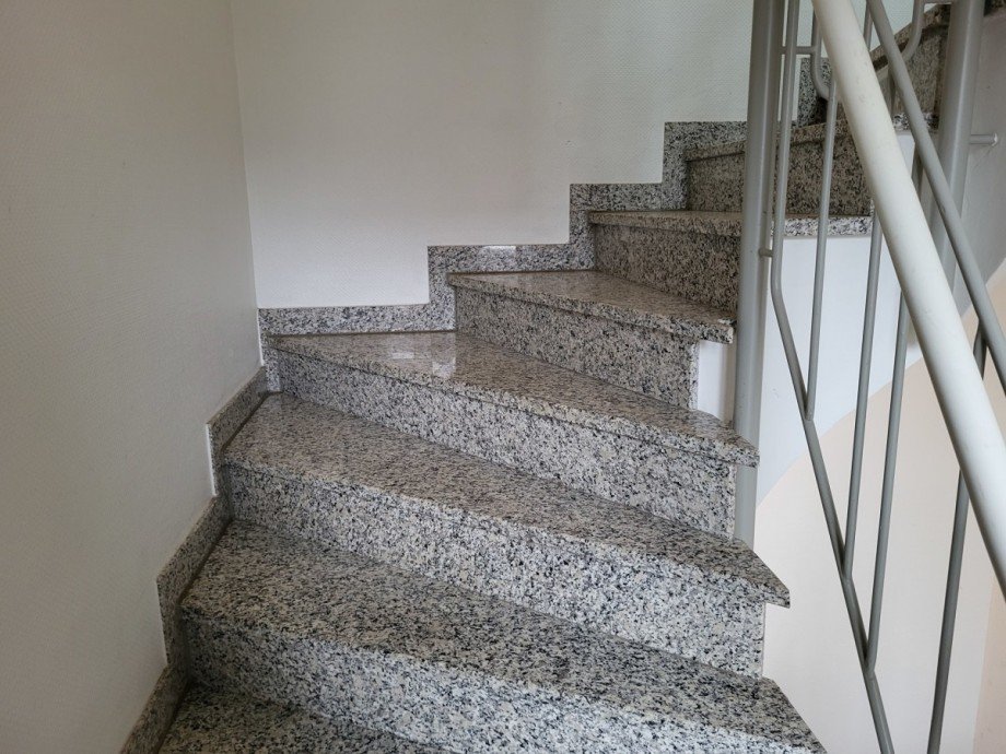 Treppenhaus Maisonettewohnung Meerbusch/B�derich