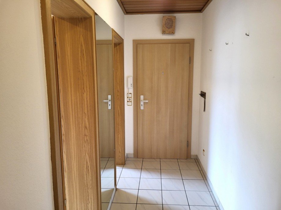 Flur Ansicht 2 Etagenwohnung Essen/Burgaltendorf