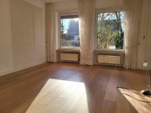 EG Kind FREISTEHENDES 1-2 FAMILIENHAUS MIT DOPPELGARAGE IM KRANKENHAUSVIERTEL IN GREVENBROICH-STADTMITTE...
