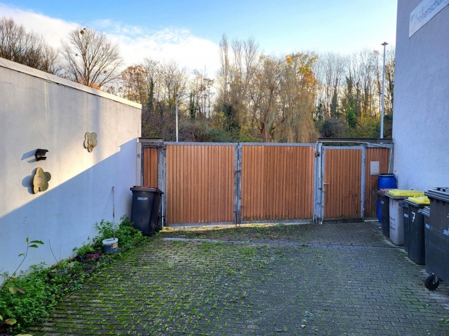 Hof R�ckseite Ansicht 1 Haus Bedburg