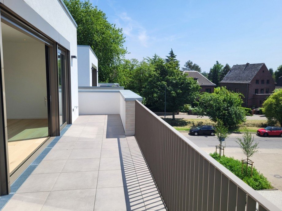 mit tollem Blick. Penthousewohnung Meerbusch/B�derich
