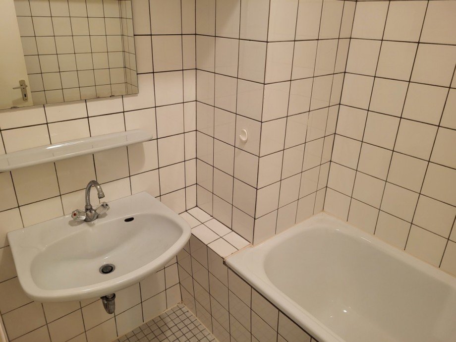 Wannenbad OG Reiheneckhaus D�sseldorf/Heerdt