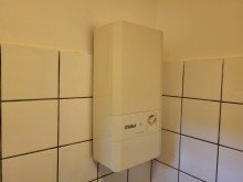 Durchlauferhitzer REIHENECKHAUS MIT KELLER, GARAGE UND KLEINEM GARTEN IN D�SSELDORF-HEERDT ZU VERKAUFEN...