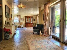 Wohnen Ansicht 2 FREISTEHENDER BUNGALOW MIT KELLER UND GROSSER GARAGE IN FELDRANDLAGE VON TITZ-AMELN ZU VERKAUFEN...