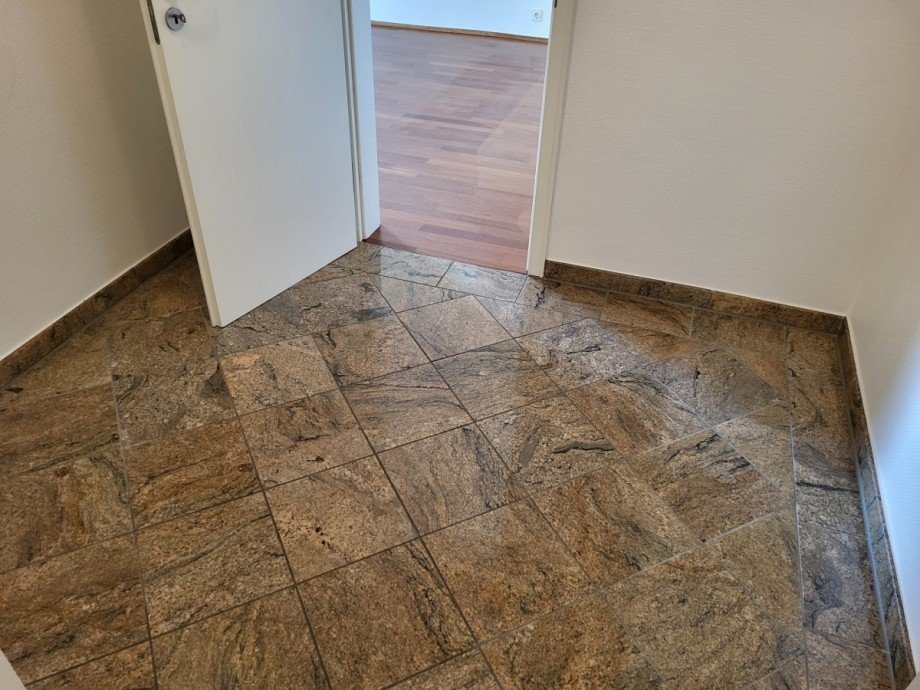 Ankleide Etagenwohnung Neuss/Bolssiedlung