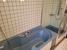 EG Bad Ansicht 2 FREISTEHENDES 1-2 FAMILIENHAUS MIT DOPPELGARAGE IM KRANKENHAUSVIERTEL IN GREVENBROICH-STADTMITTE...