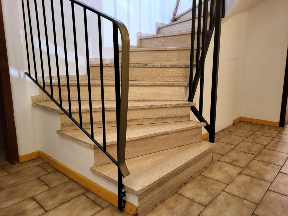 Treppe Keller Einfamilienhaus Meerbusch/Osterath