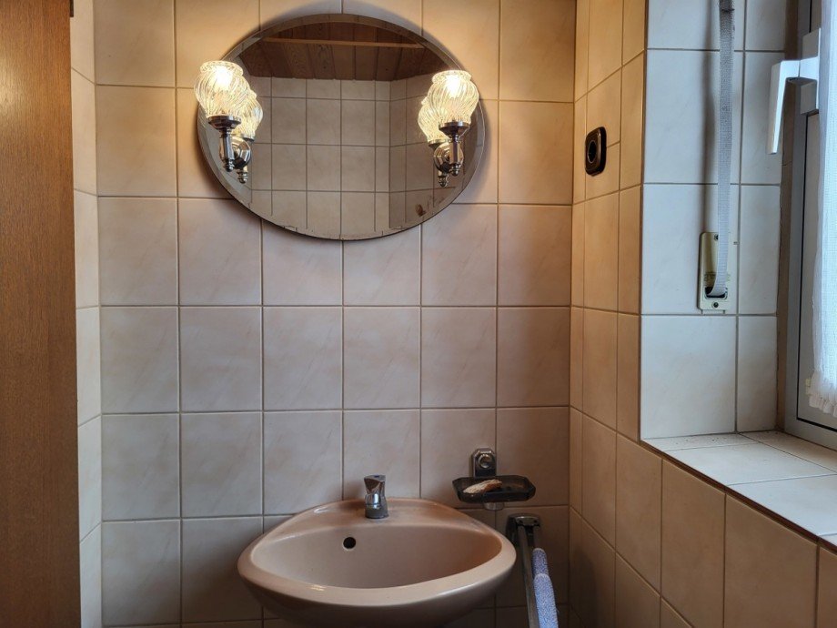 WC EG Ansicht 2 Doppelhaush�lfte Grevenbroich/Frimmersdorf