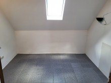 Haupthaus DG Zimmer 1 HAUS MIT EINLIEGER-APARTMENT, GARAGE, LAGER UND VIEL PLATZ IN MEERBUSCH-B�SINGHOVEN ZU VERKAUFEN...