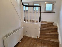 Flur EG KLEINES EINFAMILIENHAUS MIT GARAGE UND TOLLEM GARTEN IN NEUSS-REUSCHENBERG ZU VERMIETEN...