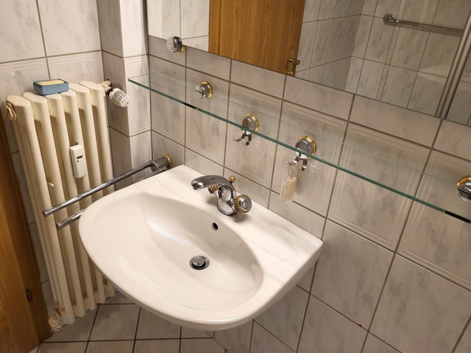 Bad Ansicht 3 Etagenwohnung Essen/Burgaltendorf