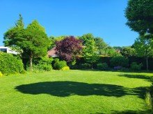 Garten Ansicht 2 SOLIDES EINFAMILIENHAUS MIT S�DAUSRICHTUNG UND DOPPEL-GARAGE IN ALT-MEERERBUSCH ZU VERKAUFEN...