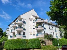 Seitenansicht BEREITS FREI: HELLE 2-ZIMMER-WOHNUNG MIT SONNENBALKON UND EINBAUK�CHE IN LUDENBERG ZU VERKAUFEN...