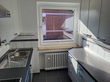K�che Ansicht 2 WOHNUNG MIT WINTERGARTEN UND EINBAUK�CHE IN DER NEUSSER-BOLSSIEDLUNG ZU VERMIETEN...