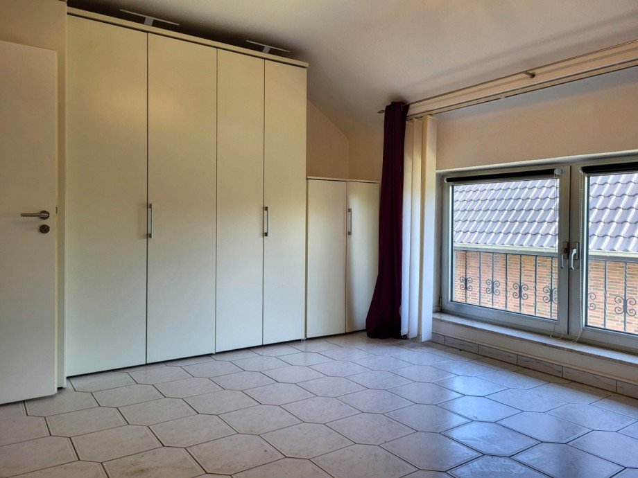 OG Kind Ansicht 2 Einfamilienhaus Grevenbroich/Kapellen