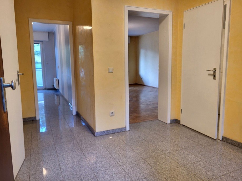 Diele Ansicht 1 Etagenwohnung Meerbusch/B�derich