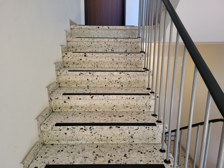 Treppenhaus Etagenwohnung Meerbusch/B�derich