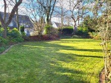 Garten Ansicht 2 FREISTEHENDES 1-2 FAMILIENHAUS MIT DOPPELGARAGE IM KRANKENHAUSVIERTEL IN GREVENBROICH-STADTMITTE...