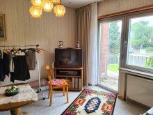 Kind 2 DOPPELHAUSH�LFTE MIT GARAGE UND KELLER IN ZENTRALER LAGE VON FRIMMERSDORF ZU VERKAUFEN...