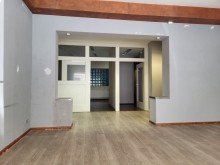 Gewerbe Ansicht 2 LADENLOKAL MIT NEBENR�UMEN, GROSSER GARAGE UND LAGER IM KELLER  AB SOFORT ZU VERMIETEN...