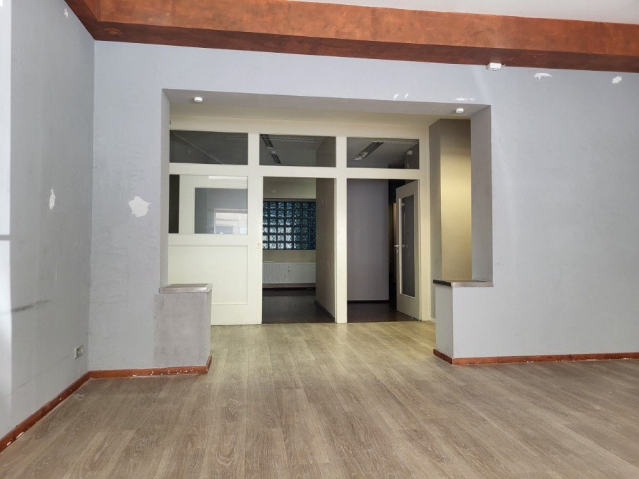 Gewerbe Ansicht 2 Ladenlokal D�sseldorf
