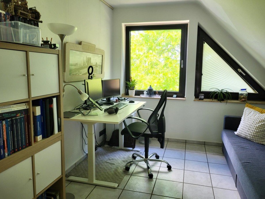 B�ro-G�ste Dachgeschosswohnung Meerbusch/B�derich