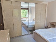 Schlafzimmer 2 - Ansicht 2 ERBPACHT: FREIE 3-ZIMMER-WOHNUNG MIT LOGGIA UND GARAGE IN RUHIGER LAGE VON HILDEN ZU VERKAUFEN...