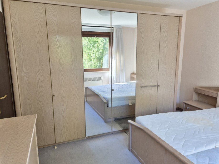 Schlafzimmer 2 - Ansicht 2 Etagenwohnung Hilden
