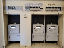 Elektro Ansicht 1 4,4% RENDITE: VERMIETETE EIGENTUMSWOHNUNG IM HERZEN VON GREVENBROICH-WEVELINGHOVEN ZU VERKAUFEN...