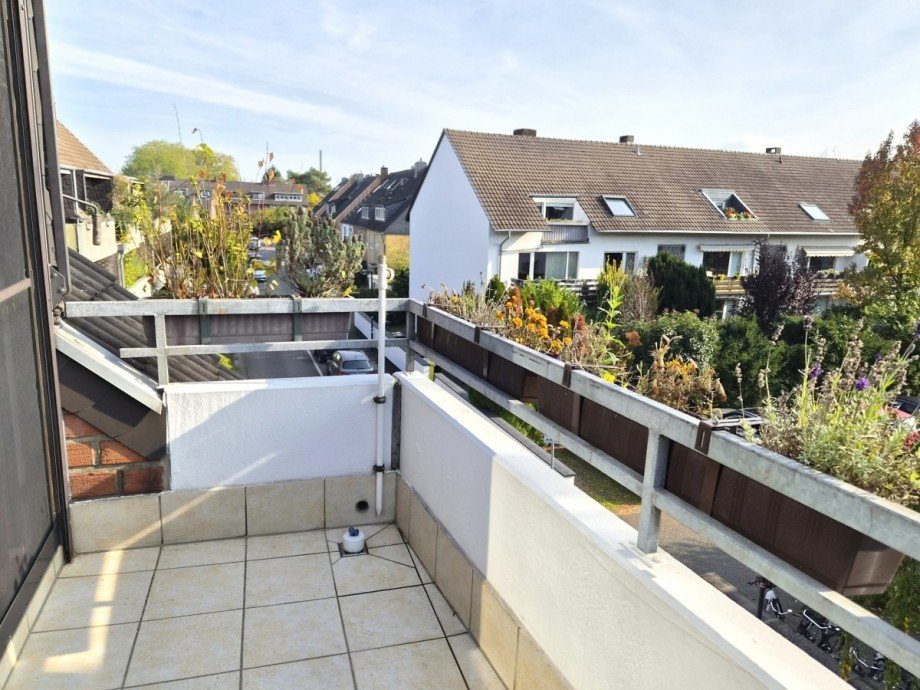 Balkon links Dachgeschosswohnung Meerbusch/B�derich