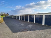 Garagenhof HELLE 3-ZIMMER-WOHNUNG MIT BALKON, GARAGE UND PERFEKTER ANBINDUNG NACH D�SSELDORF ZU VERKAUFEN...
