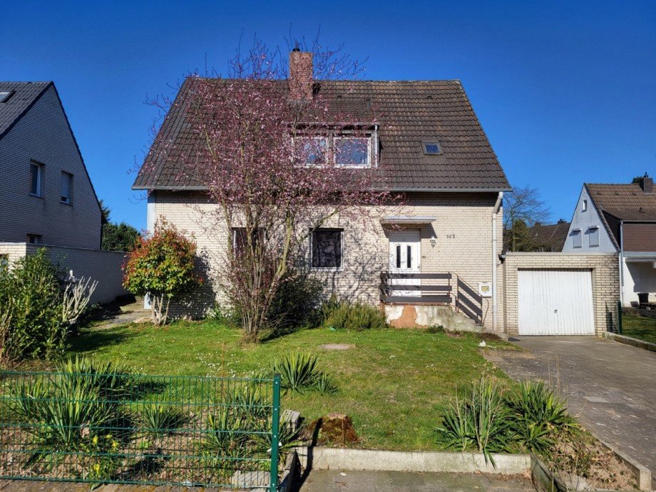 Hausansicht 2 Einfamilienhaus Meerbusch/B�derich