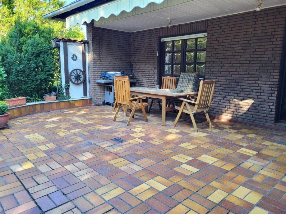 Terrasse Ansicht 2 Einfamilienhaus L�dinghausen