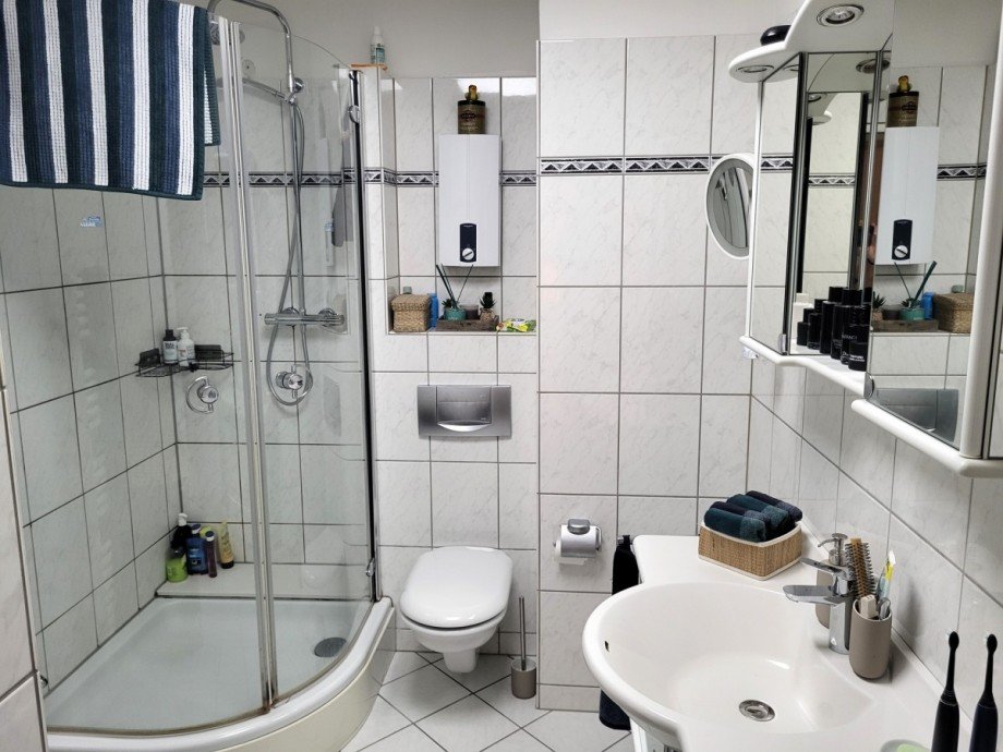 Bad Ansicht 1 Dachgeschosswohnung Meerbusch/B�derich