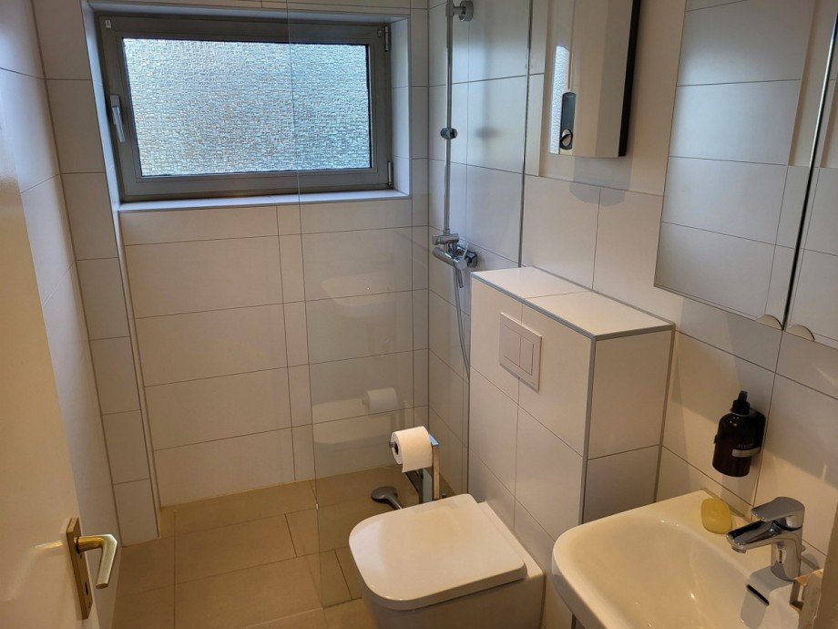 EG Bad Zweifamilienhaus Rommerskirchen/Anstel