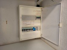 Unterverteilung Wohnung BEREITS FREI: HELLE 2-ZIMMER-WOHNUNG MIT SONNENBALKON UND EINBAUK�CHE IN LUDENBERG ZU VERKAUFEN...