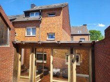 R�ckansicht 2 �LTERES EINFAMILIENHAUS MIT KELLER, WINTERGARTEN UND SCH�NEM GARTEN IN FRIMMERSDORF ZU VERKAUFEN...