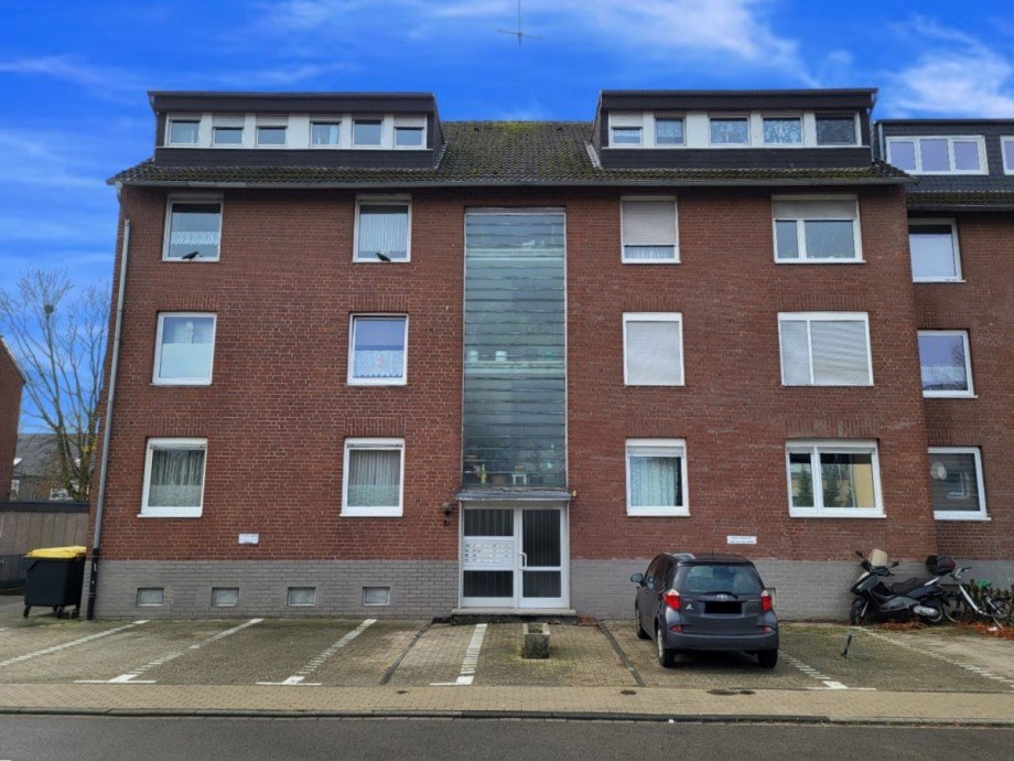 Hausansicht 2 Etagenwohnung Grevenbroich/Wevelinghoven
