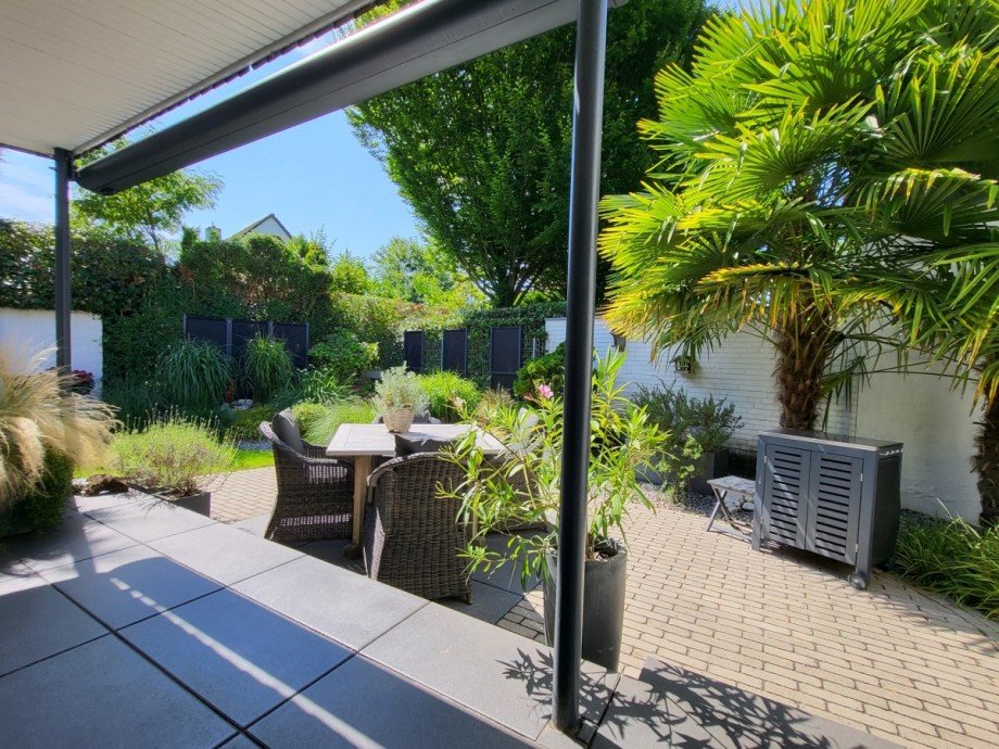 Gartenansicht 3 Bungalow Meerbusch/Str�mp