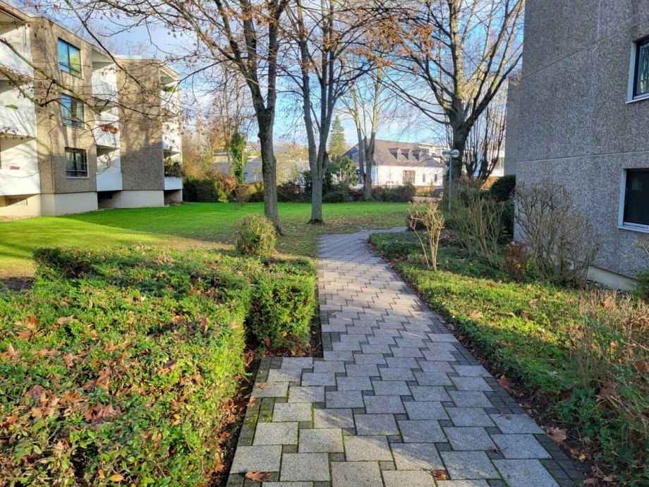 Zugang Haus Etagenwohnung Meerbusch/B�derich